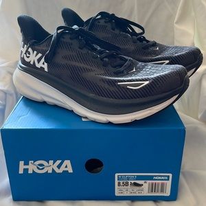 HOKA Women’s Clifton 9